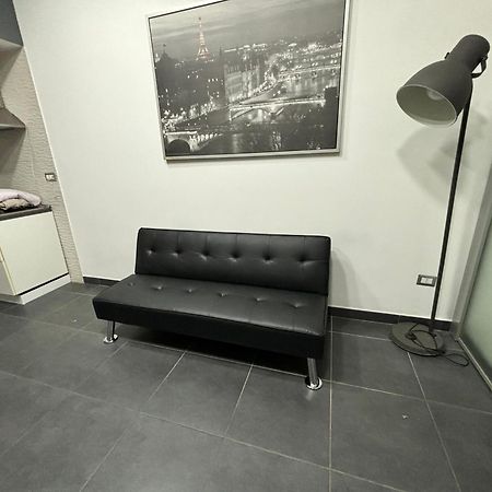 Napoli Centro Casa Con Due Camere E Cucina Buitenkant foto