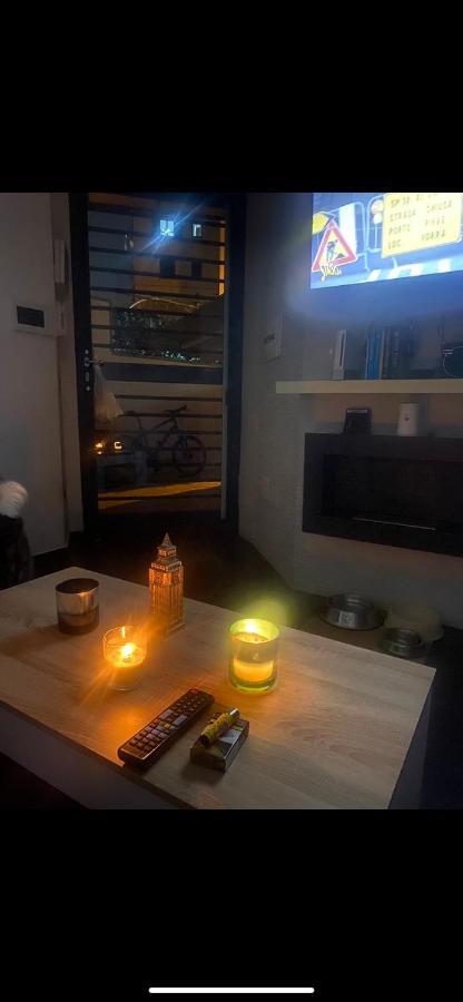 Napoli Centro Casa Con Due Camere E Cucina Buitenkant foto